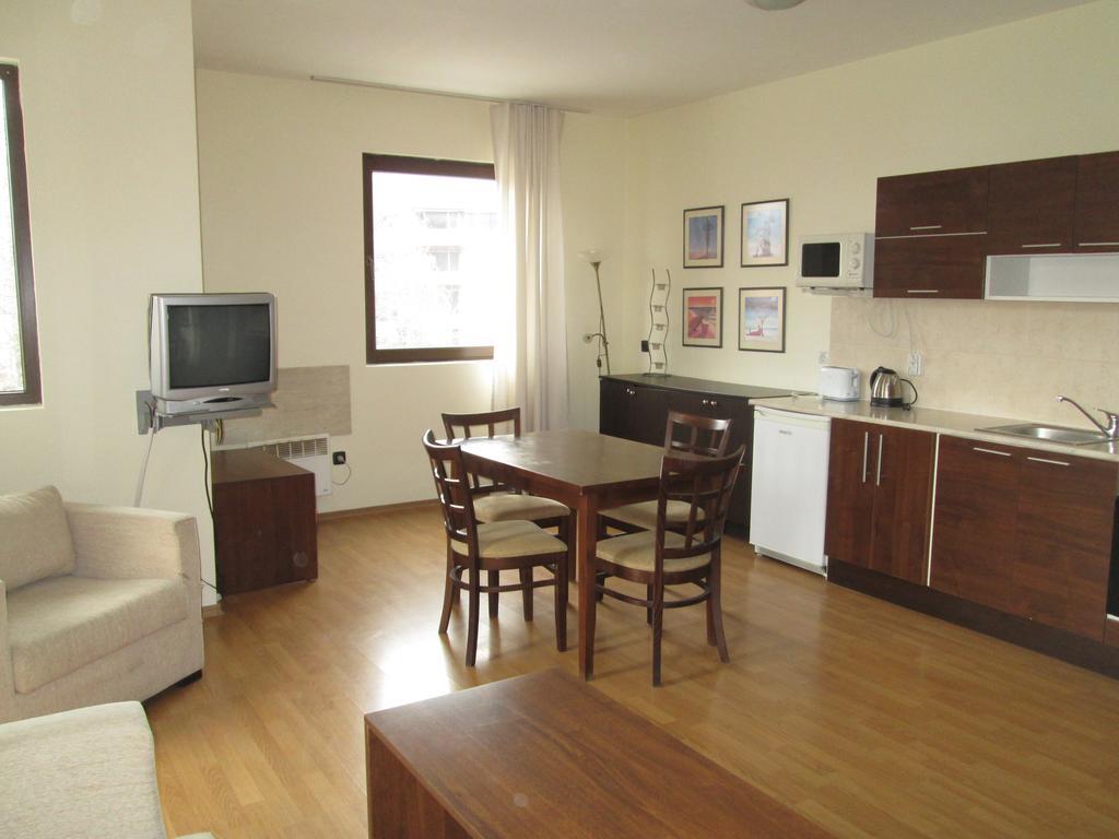 Fortuna Complex Alexander Services Apartments Bansko Esterno foto